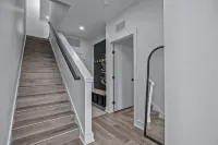 Modern 3Br Townhome with Bikes Sups & Trails