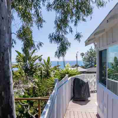 Sea View Laguna Cottage, Walk to Beach & Village, Fully-Equipped! Others