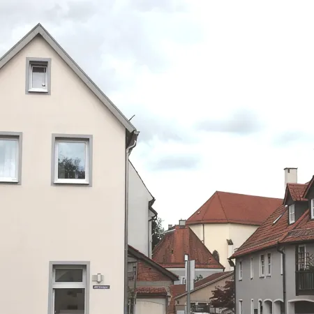House in Memmingen Altstadt in the Allgäu, terrace, garden, train station, airport