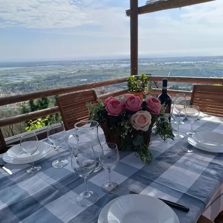 Tuscan Farmhouse with Coastal Views, New Air Conditioning and Car Recharge