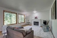 Entire cozy 5bd home in Des Moines WA near the Redondo beach and Saltwater park!
