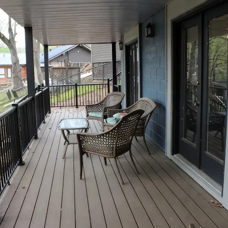 4 bedroom lake house at Pickwick