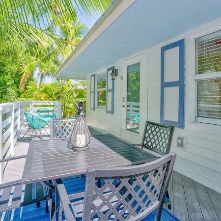 Bungalow #5 - 2 Bed/1 Bath & Pool in Islamorada