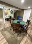 塞內卡巖石度假屋可從客廳沙發眺望