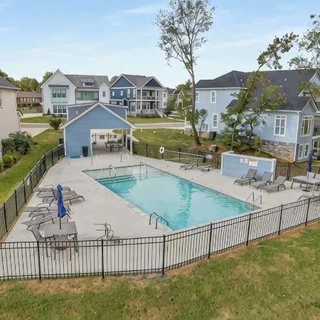 Lakeside Luxe - Lake Access + Community Pool