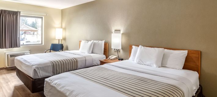 Econo Lodge Hotels in Tompkins County