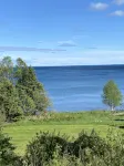 200’ of your own private accessible Lake Superior Shore: Stony Shores Retreat - 4-Star