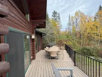 Authentic up North Log Cabin with Modern Comforts Hotels in Lutsen