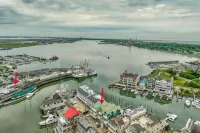 Mermaids  Cove Waterfront Townhome Spectacular Views, Views, Views!