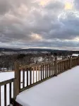 Cozy Cottage minutes from 7 Points Marina, Lake Raystown - 2-Star