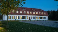 Gut Sarnow - Hotel Und Restaurant - 3-stjärniga
