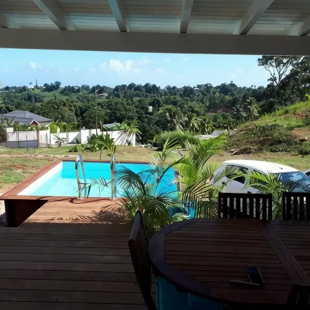 Superb Villa Ti 'Punch modern comfort in Guadeloupe