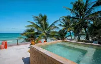 La Zebra Tulum, a Small Luxury Hotel - Hot Tub