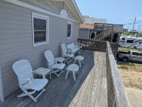 Oceanside Beach Cottage! Steps to the Ocean!  Great Location!  Kitty Hawk, NC - 2 tähden