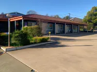 Countryman Motor Inn Cowra - Bãi đậu xe