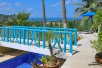 Amazing views, 5 minutes from downtown or the beach, quiet area of town - 2-نجوم