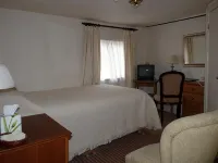 The Falcon Hotel Hotels in 