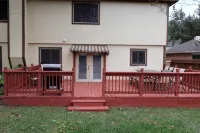 Bumblebee Décor, 4 King Beds, near Bush/IAH Airport - Homestays