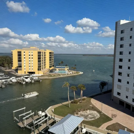 GORGEOUS PENTHOUSE-Best bayfront and gulf water views around! Ocean/Pool access!