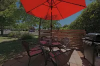 Folsom Old Town Escape - Beautifully renovated, short walk to Historic Folsom! - 4-Star