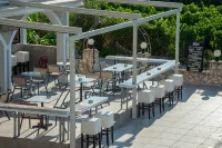 Athina Apartments - parking