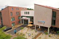 Hotel MeerZeiten Inklusive Externer Schwimmbad- & Saunanutzung - parking