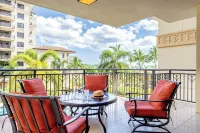 Aloha! Come enjoy paradise in our tranquil & relaxing beach villa.