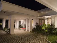 Hotel GM253 Hoteles en Jember