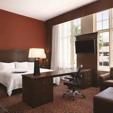 Hampton Inn & Suites Bradenton Downtown Historic District