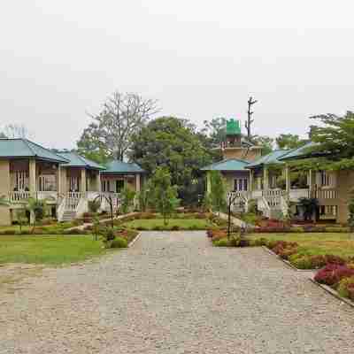 Tharu Mahal Hotel Exterior