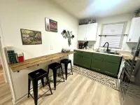 Base Camp Cottage - Homestays