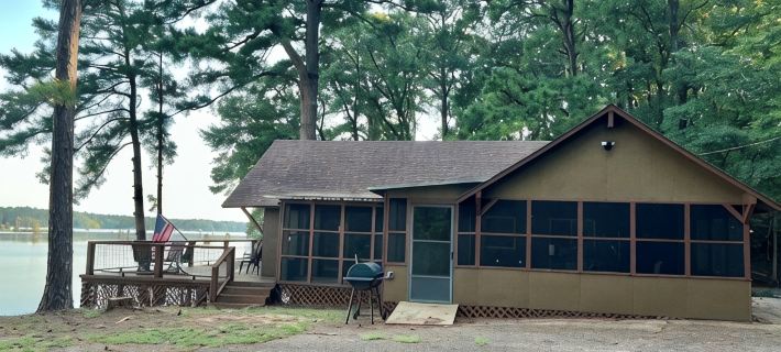 Round Rock Cabin-Rustic Charm for Family Gatherings Hotels in Union Parish
