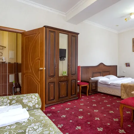 Kurazh Hotel
