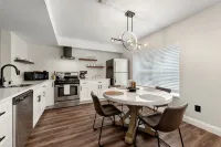 Modern Home Mins from Truist Park - 3성급