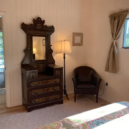 Harborside Cottage-overlooking Bass Harbor