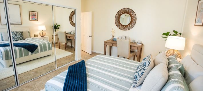 Amazing location!  Unique Oceanfront Beach House Hotels in Manhattan Beach