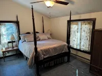 Lake house on Lake Memphremagog - 3-Star