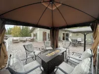 The Moose Pad, Rustic Luxury, Spacious & Serene,  4Bed, Sleeps 12, Spa + Hot Tub