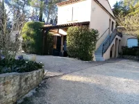 Les Chambres de Rocbaron - Pensions