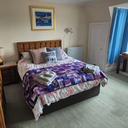Elie - well appointed flat