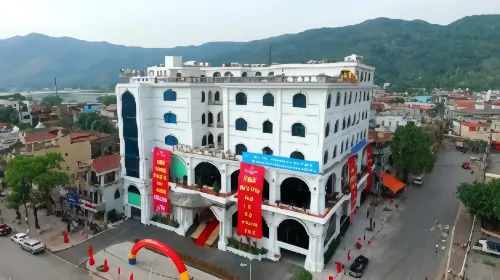Khách Sạn Hải Yến Luxury - 3 Sao
