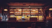Kingston's Townhouse - Quầy bar