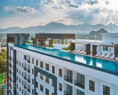 Ipoh Town Horizon Skypool Suites 4-11pax by IWH Suites Hotel di 