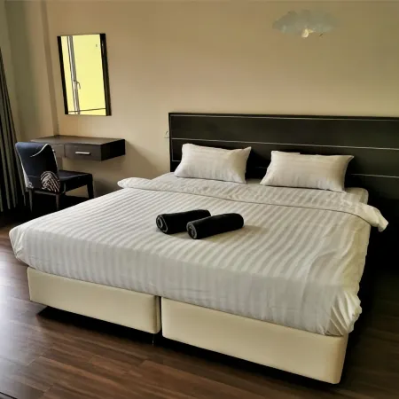 B - Lagoon Water Themepark Suite Melaka Town