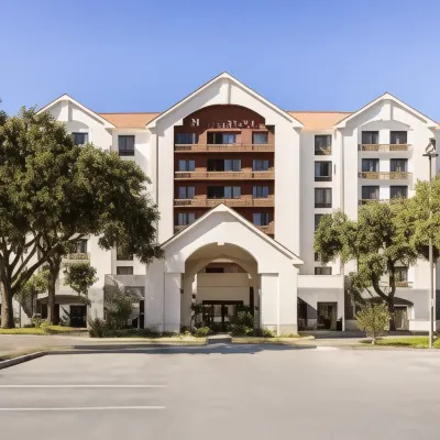 Hyatt Place San Antonio Riverwalk Отели рядом с достопримечательностью «Коммандерс Хаус Парк»
