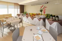 Zeus Hotel - Aparthotel - Meeting & Congress - Breakfast