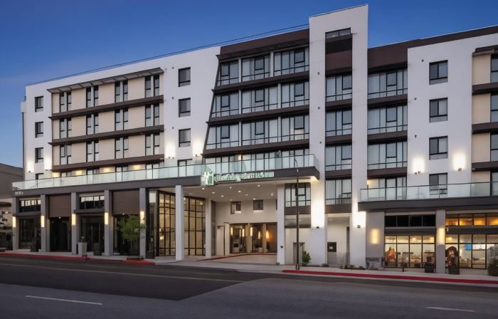 Holiday Inn & Suites Monterey Park - Los Angeles