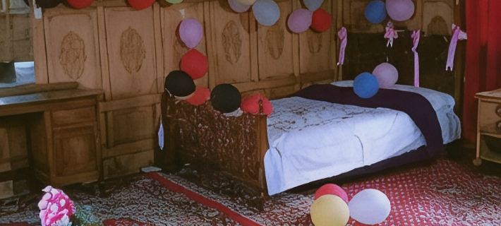 New Bombay Heritage Group of HouseBoats Hotels in Srinagar
