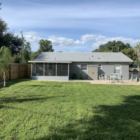 Very clean, close to the beach and great for long term stays as well. Huge yard
