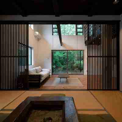 Karako Rooms